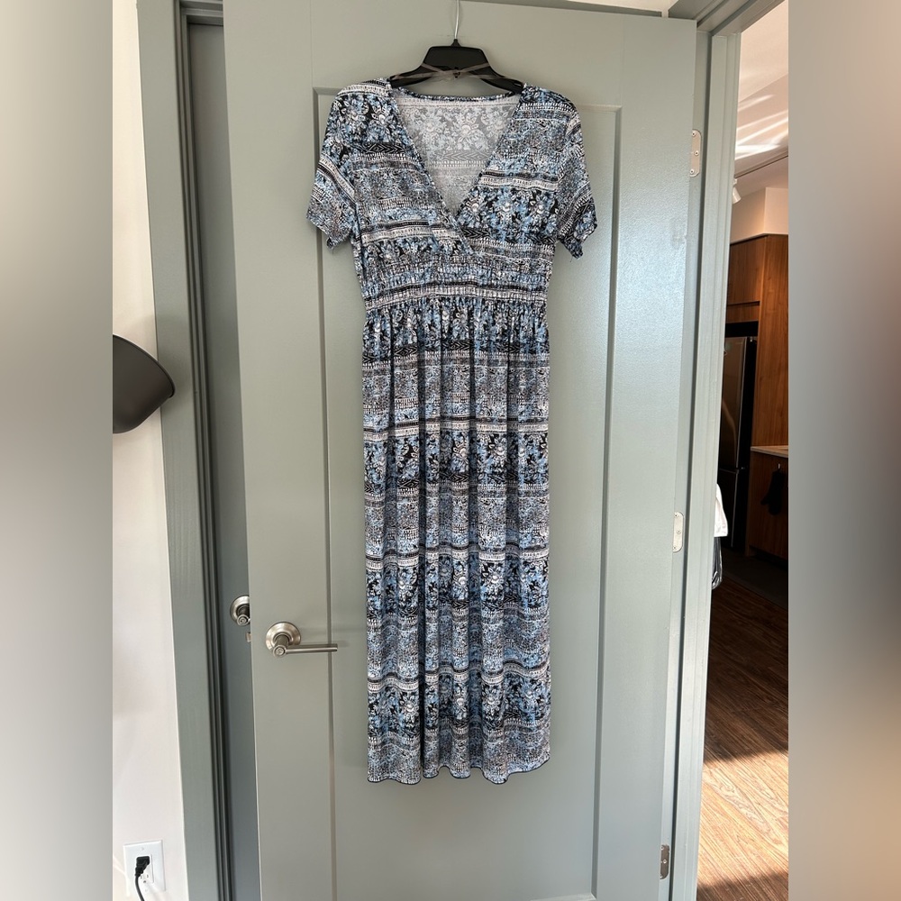 West Loop Blue and White Midi Dress